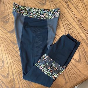 Asics liberty crop tight